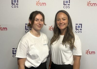 Voyage d’affaires : échanges entre une étudiante et sa maître d’apprentissage