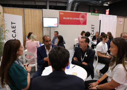 Travail intergénérationnel : quelles solutions pour une meilleure cohésion dans les entreprises du tourisme ?